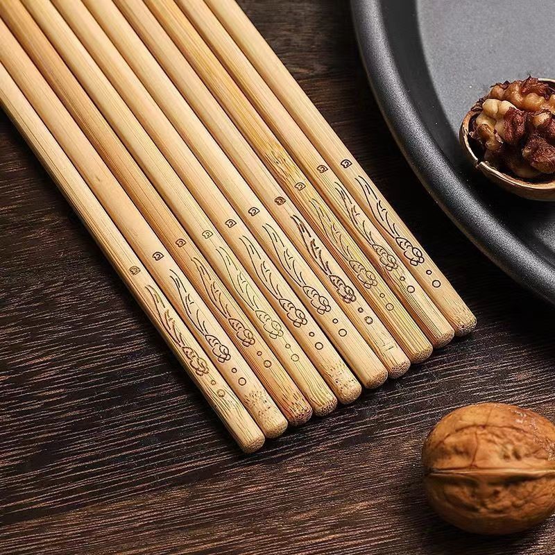 10 Pairs of Chinese-Style Family Bamboo Chopsticks for Home Use Tableware