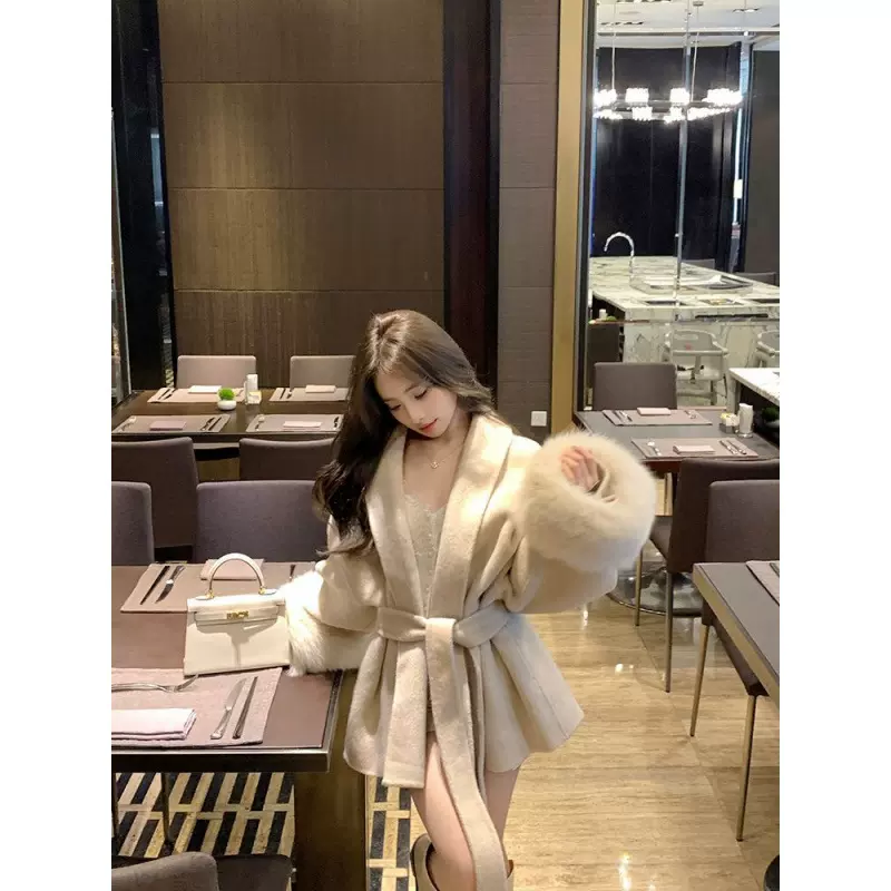 灰色v领绑带毛呢外套女秋冬季长袖宽松高级感大衣拼接中长款上衣