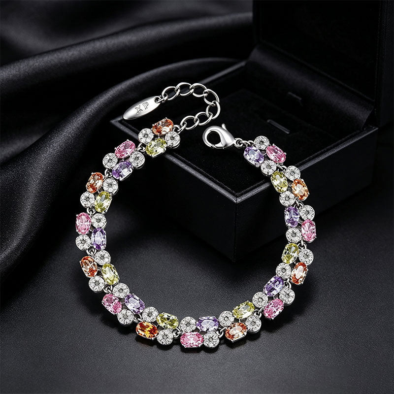 Pulsera Geométrica Circular con Dije de Cubo de Aleación de Cobre