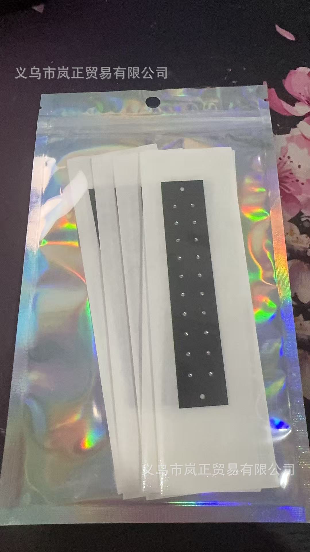 マッサージは透明な耳を貼ってツボの圧力を貼って耳の穴を貼って金珠の銀の玉のバラの金の真珠の白の100を貼ります/