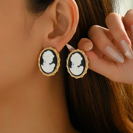 首饰套装;耳钉;耳环