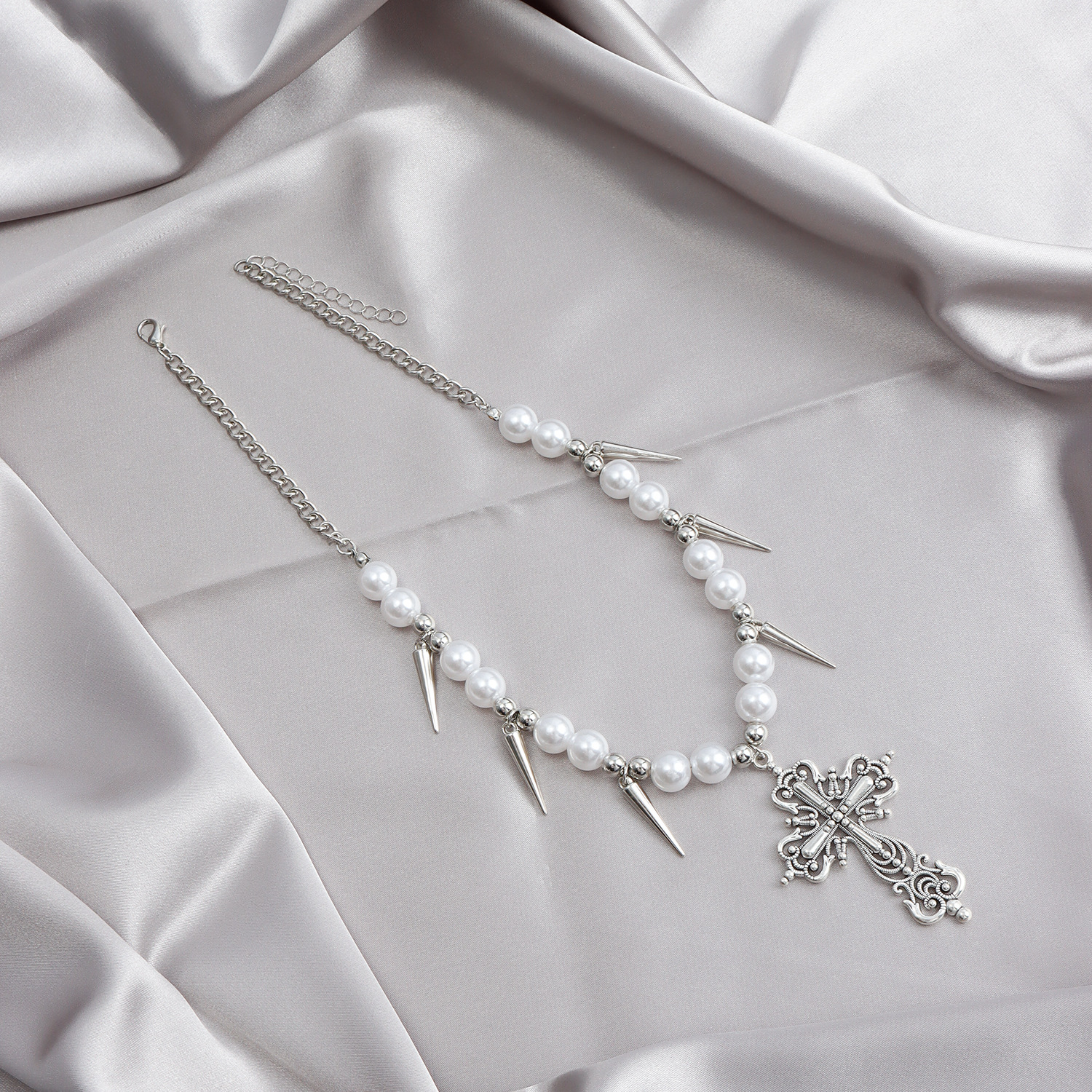 Cross Pattern Vacation Classic Style Cross Alloy Choker Wholesale