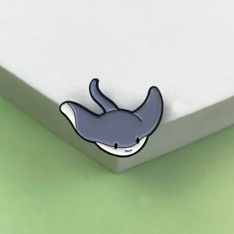 Broche de vida marina de dibujos animados, accesorios de ropa de estilo lindo, insignias, bolsos decorativos de ins transfronterizos, insignias de metal