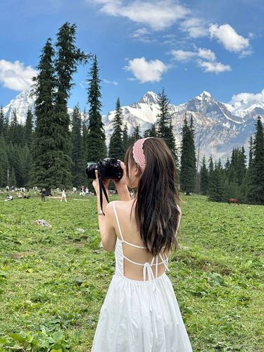 Yunnan Xinjiang travel wear beach vacation beach dress pure desire style backless strap spaghetti strap dress women long dress