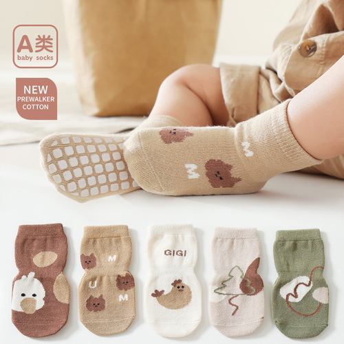 22 Baby Floor Socks Autumn and Winter Anti-Slip Dot Socks Medium Tube Baby Socks Toddler Socks Class A Children's Cotton Socks Wholesale