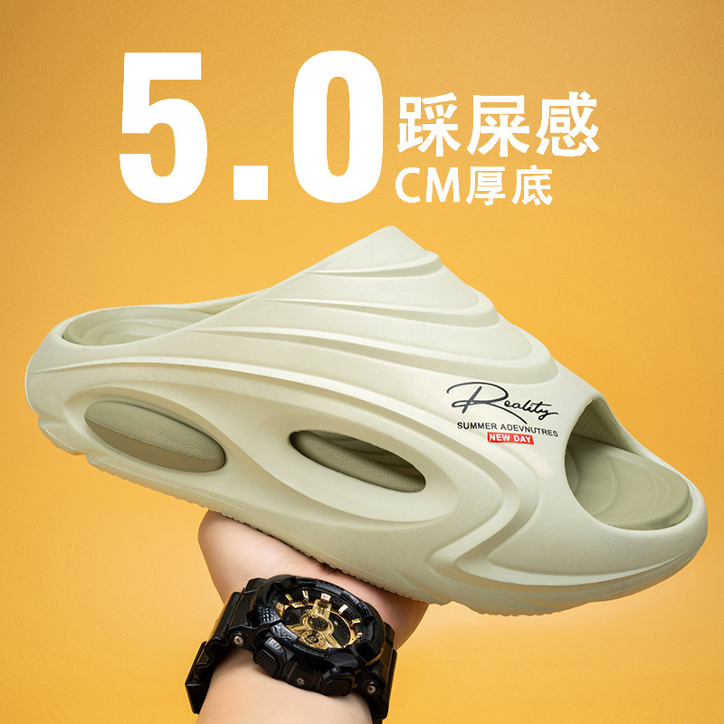 Las sandalias de suela gruesa de verano de todo fósforo de tendencia de chanclas son cómodas para usar en el exterior.