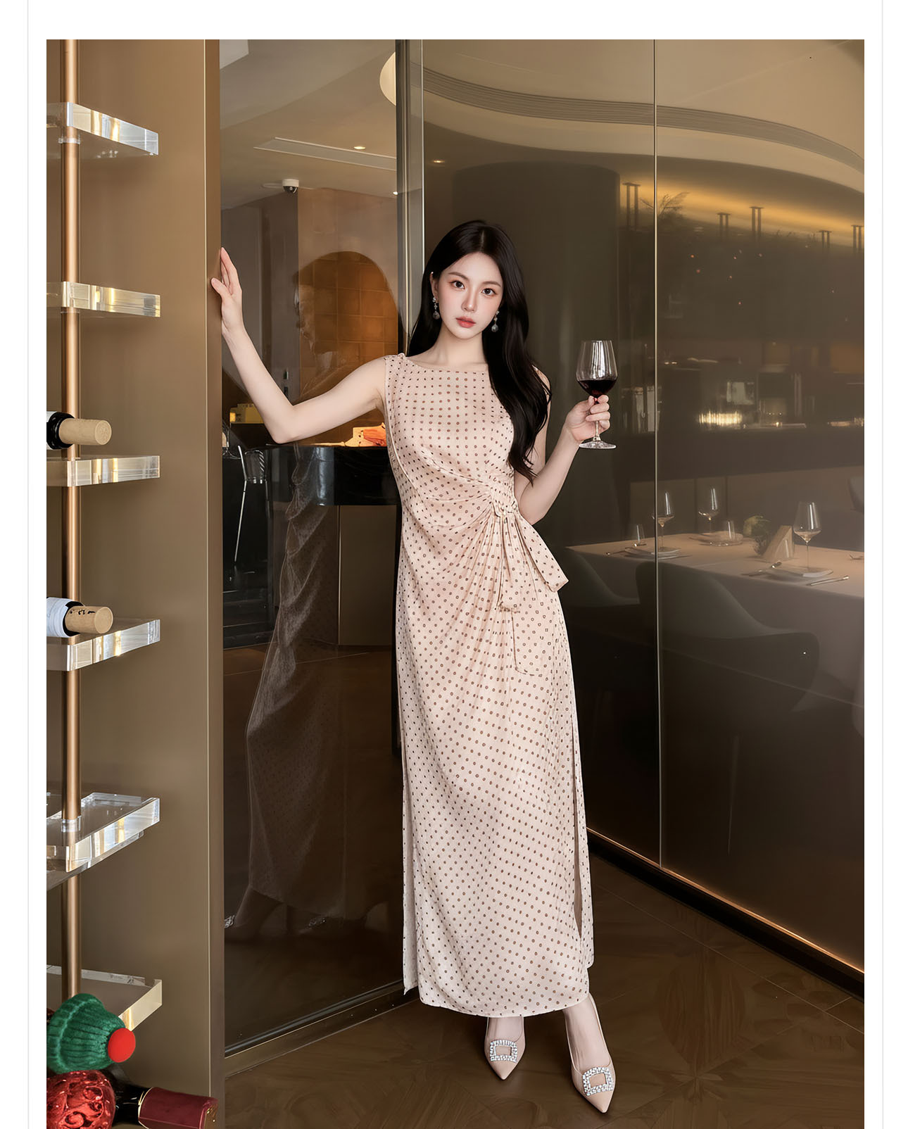 Đầm dài ôm body không tay họa tiết chấm bi phong cách Tân Trung Hoa — Điểm sóng chi tiết 6