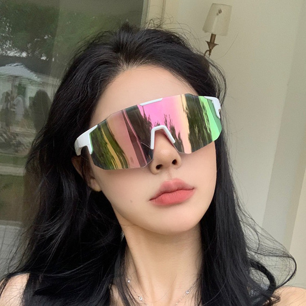 fashionable trend sunglasses