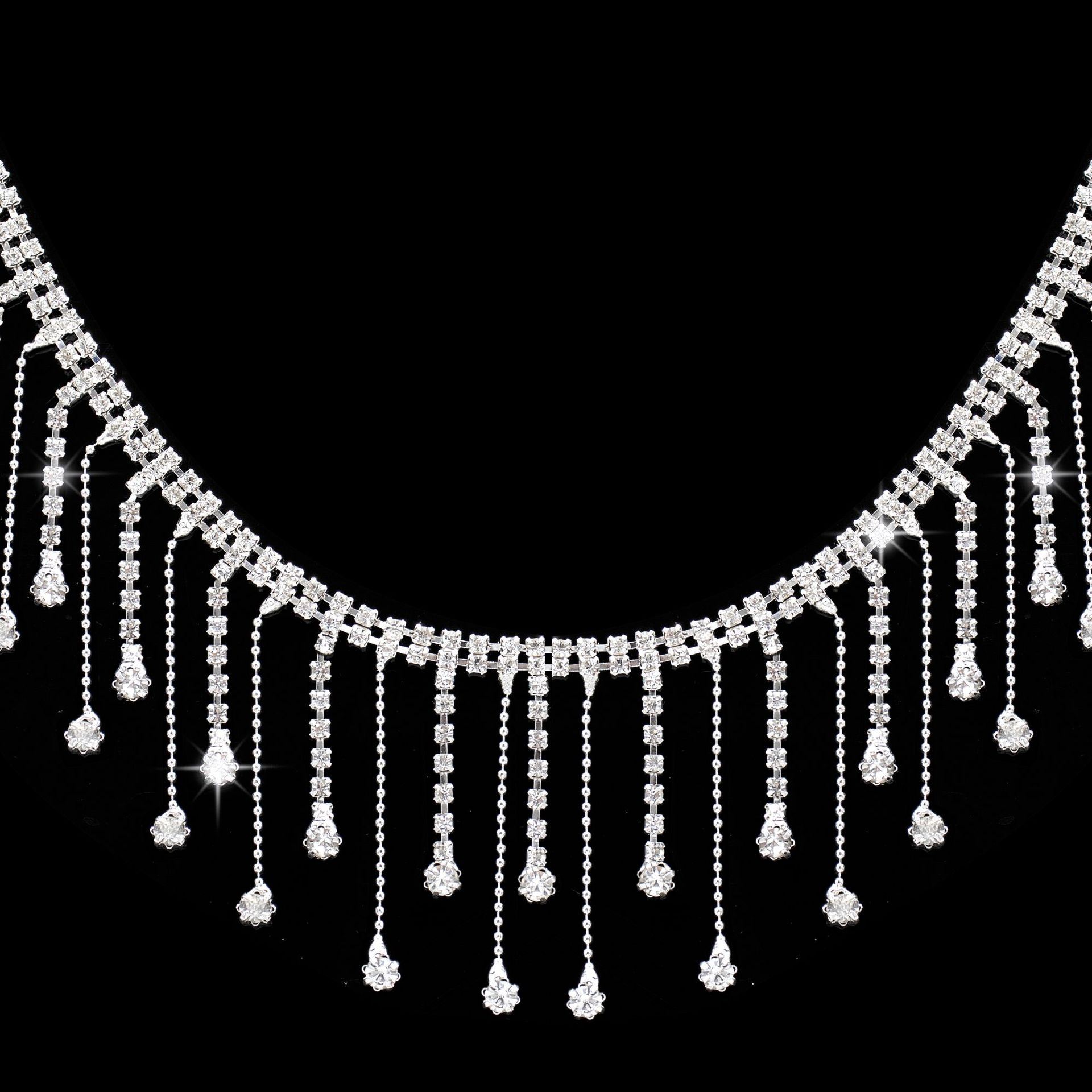 新しいドリルチェーンのフリンジチェーンDIY金色のアクセサリーの爪チェーンの装飾チェーンの溶接ドリルの服装の補助材料