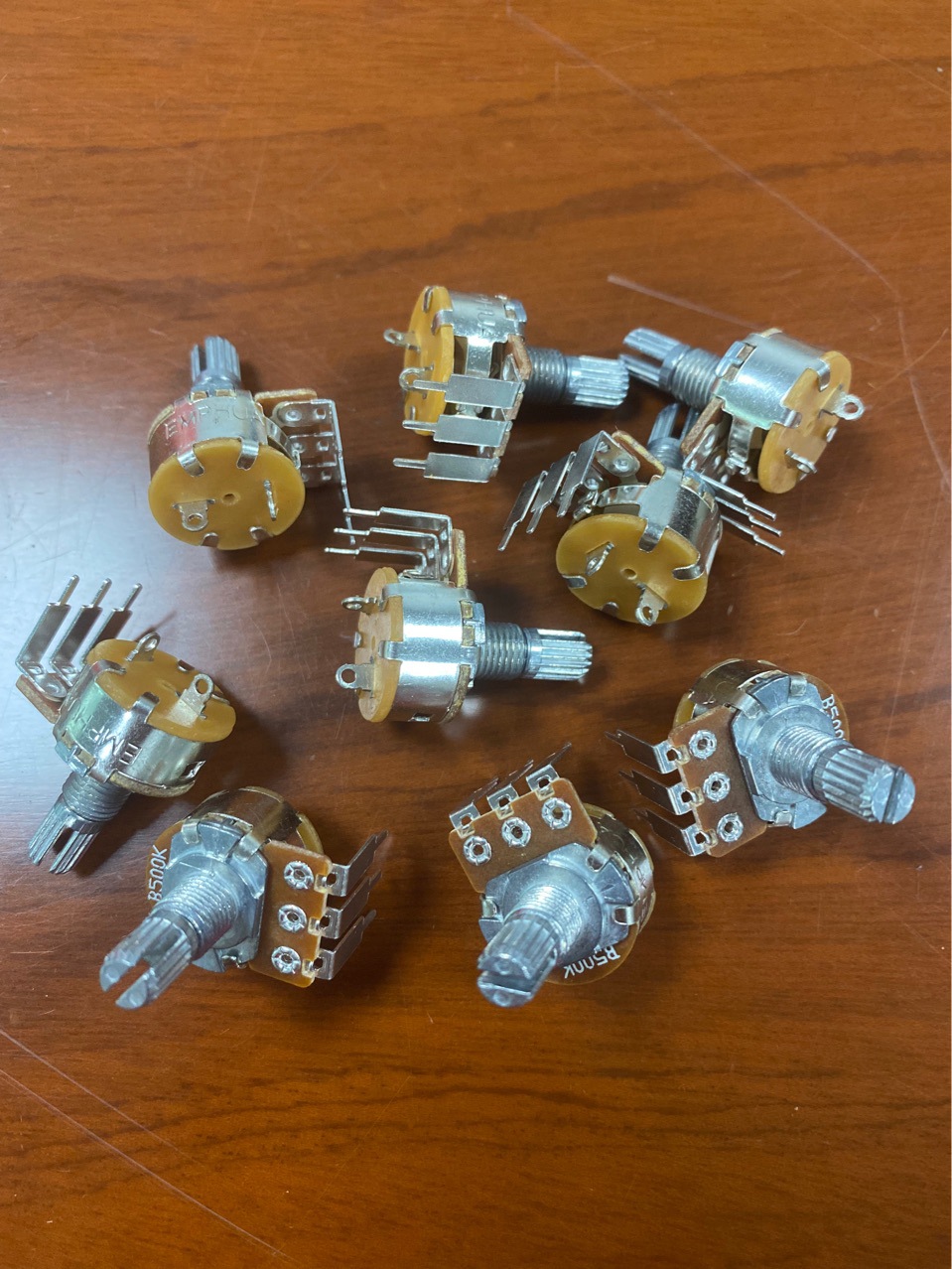 厂家直销破壁机温控器调光器等小家电用电位器