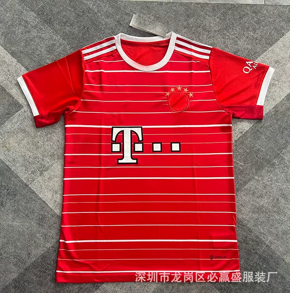 22-23 Bayern home