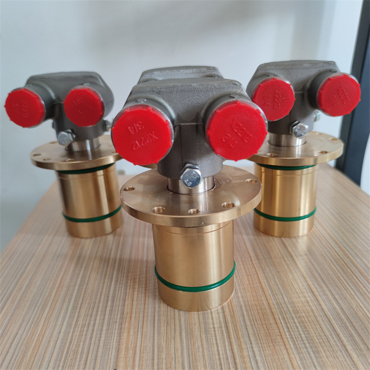 钢铁行业双通拉矫机埋入式旋转接头 铜壳体 不锈钢轴
