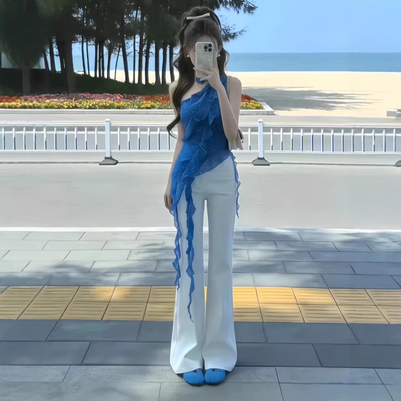 Korean-Style Two-Piece Set, Beautiful White Moonlight Summer New Pure Style Outfit, Korean-Style Set with Off-Shoulder Top and Jeans Korean-Style Two-Piece Set, Beautiful White Moonlight Summer New Pure Style Outfit, Korean-Style Set with Off-Shoulder Top and Jeans