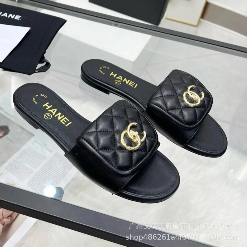 Xiaoxiangfeng シープスキン菱形サンダル女性のための 2025 春夏新作フラットシューズローヒールスクールバッグバックルアウターウェアスリッパ|undefined