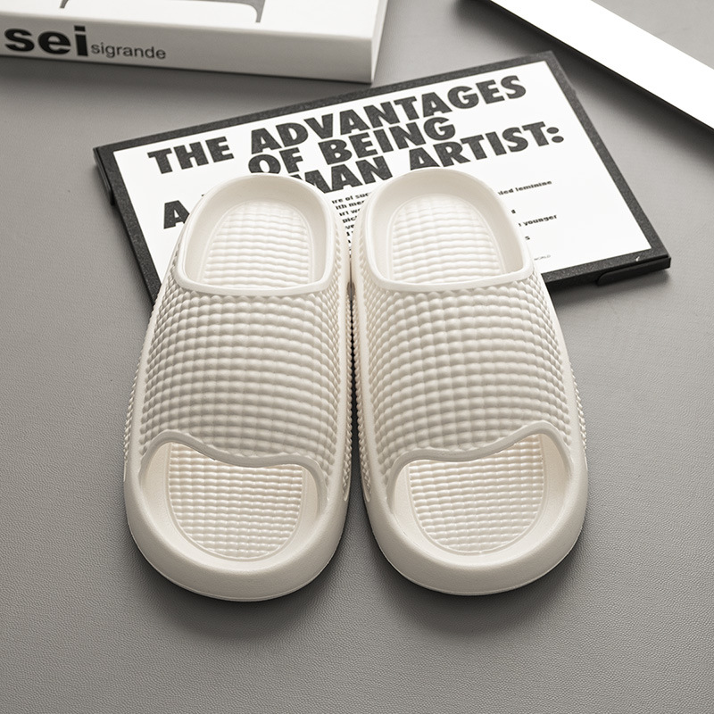Nuevas zapatillas de pareja al por mayor zapatillas de piso grueso interior para hombres y mujeres para usar zapatillas frías de baño suave image 4