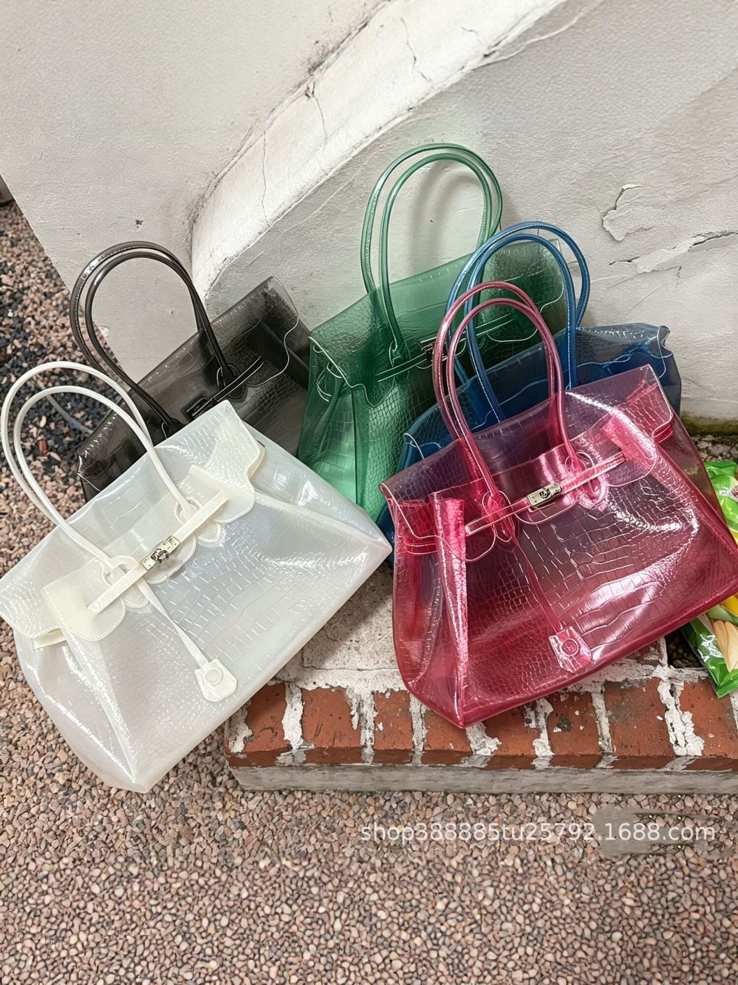 Fashionable acrylic shoulder bag