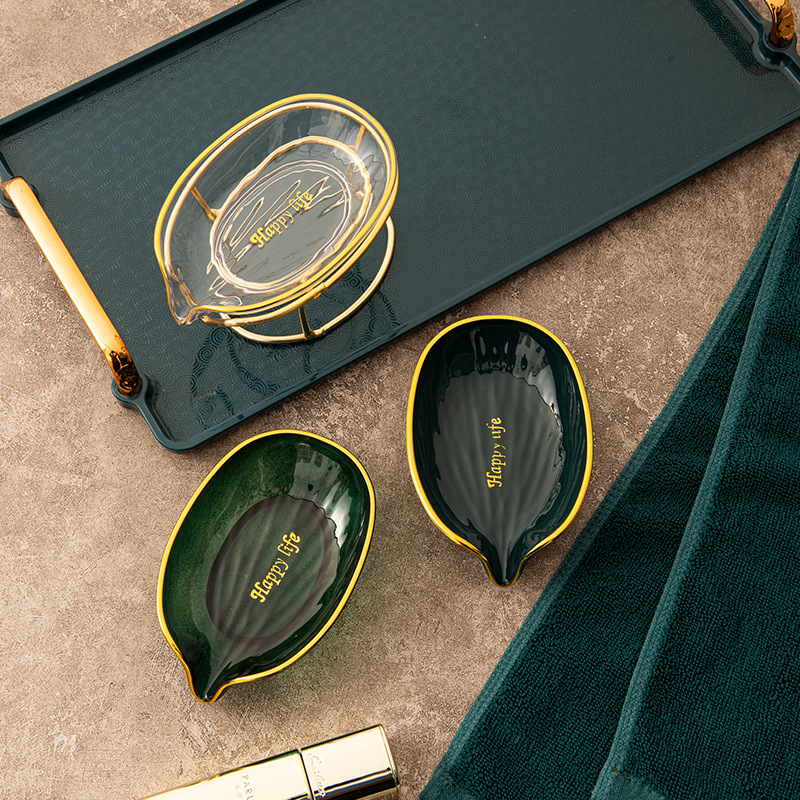 Hierro chapado en oro hogar caja de jabón montada en el piso estante de drenaje Hotel Baño Luz lujo desviación jabón rack