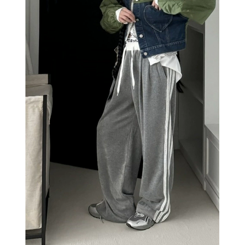 Demi-season retro velvet swan, trousers