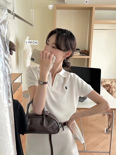 Core-spun yarn polo lapel short-sleeved T-shirt women's retro slimming shoulder half-zipper casual sweater horse label top