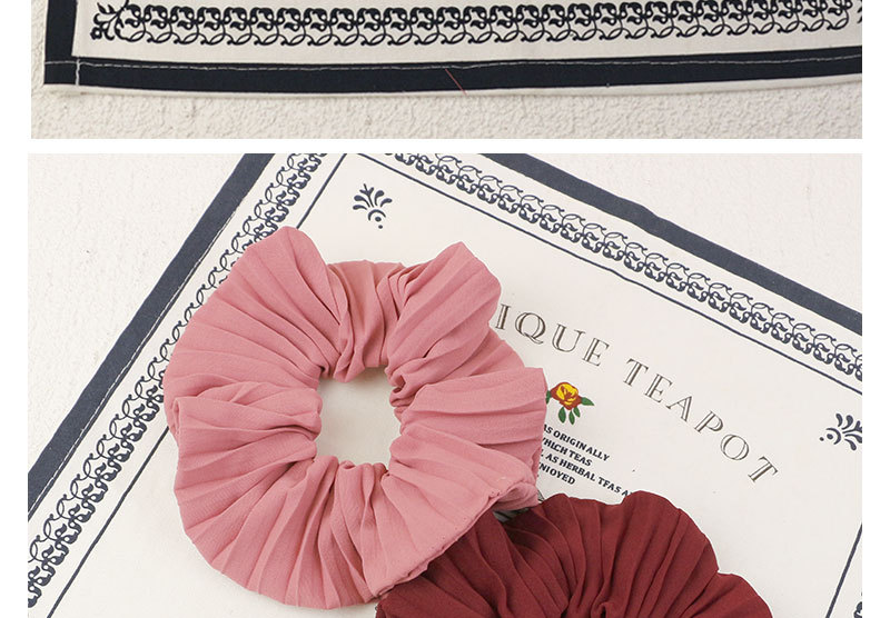 Simple Style Solid Color Cloth Pleated Hair Tie 1 Piece display picture 2