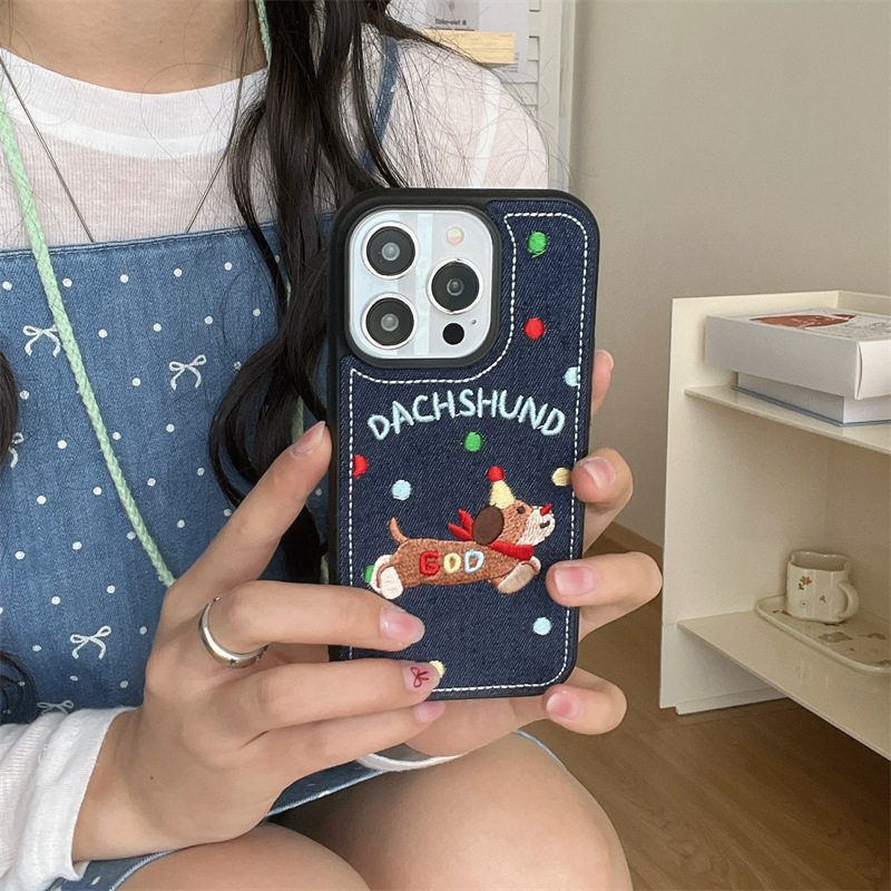 Perro salchicha de lunares de mezclilla bordado coreano para iPhone 15 funda para teléfono móvil 13 Apple 14ProMax cadena 12