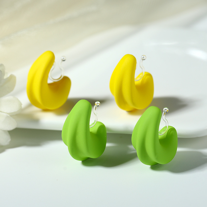 Cute summer brand fresh fashionable earrings