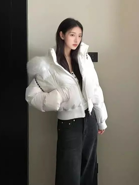 芬兰雪境 冬季毛领连帽收腰加厚短款羽绒棉服女|undefined