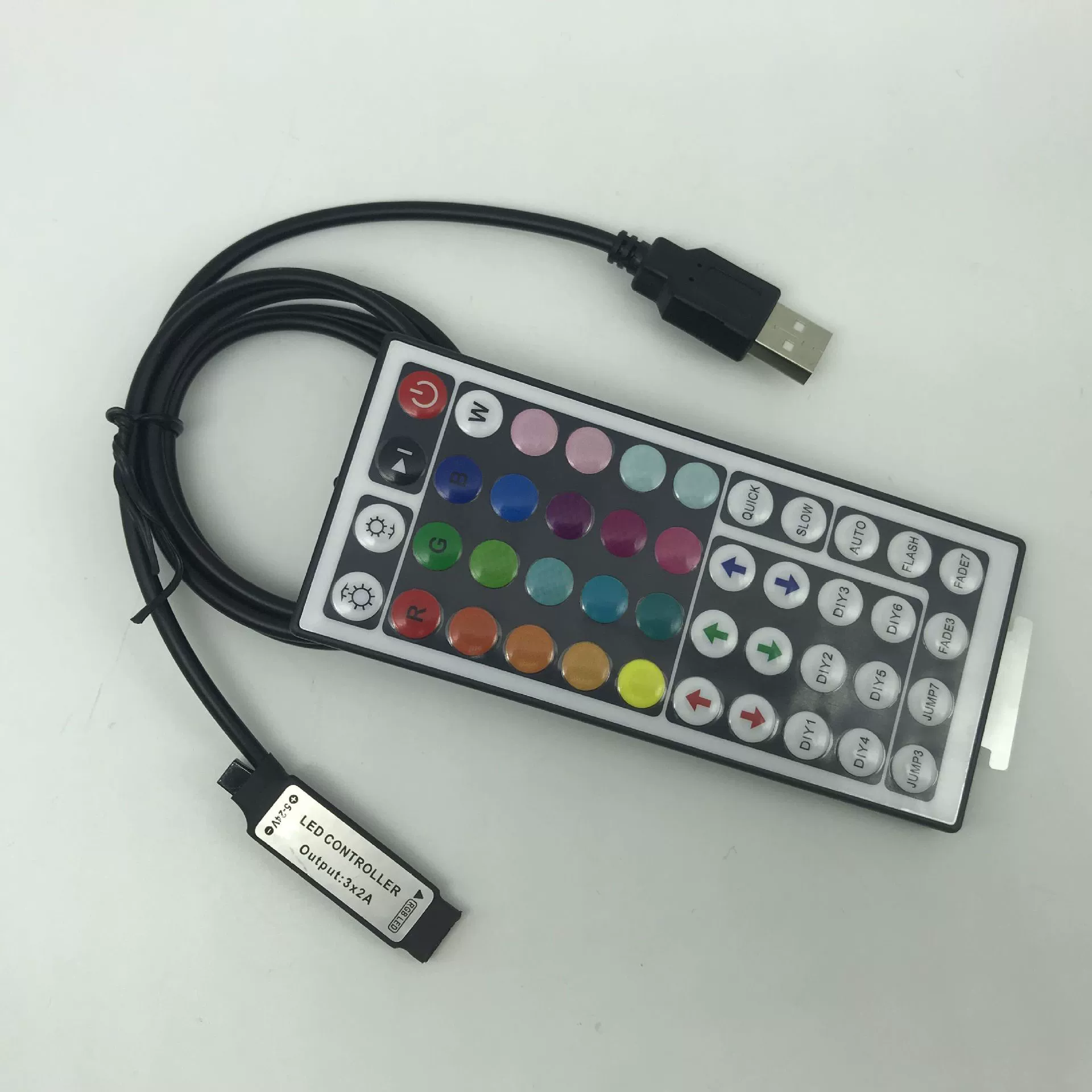В наличии 44-клавишный USB-контроллер, контроллер светодиодной световой полосы, может использоваться в качестве батарейного отсека, мини-контроллер USB