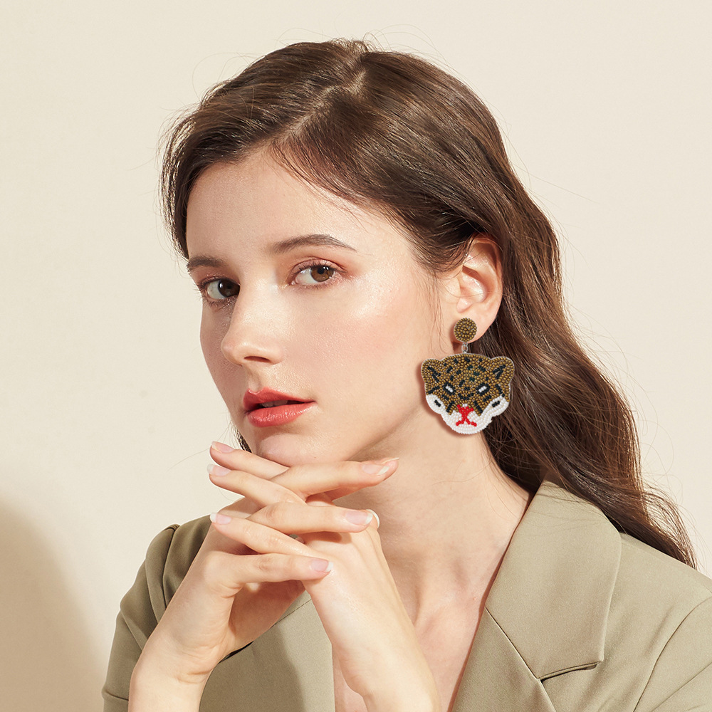 1 Pair Simple Style Dog Panda Amazing cat Alloy Plastic Resin Drop Earrings display picture 8