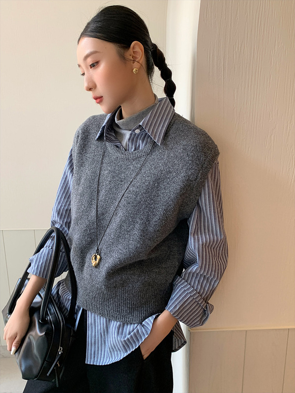 衣尔衫 高频叠穿 羊毛韩系百搭短款针织马甲女坎肩纯色休闲0584|undefined