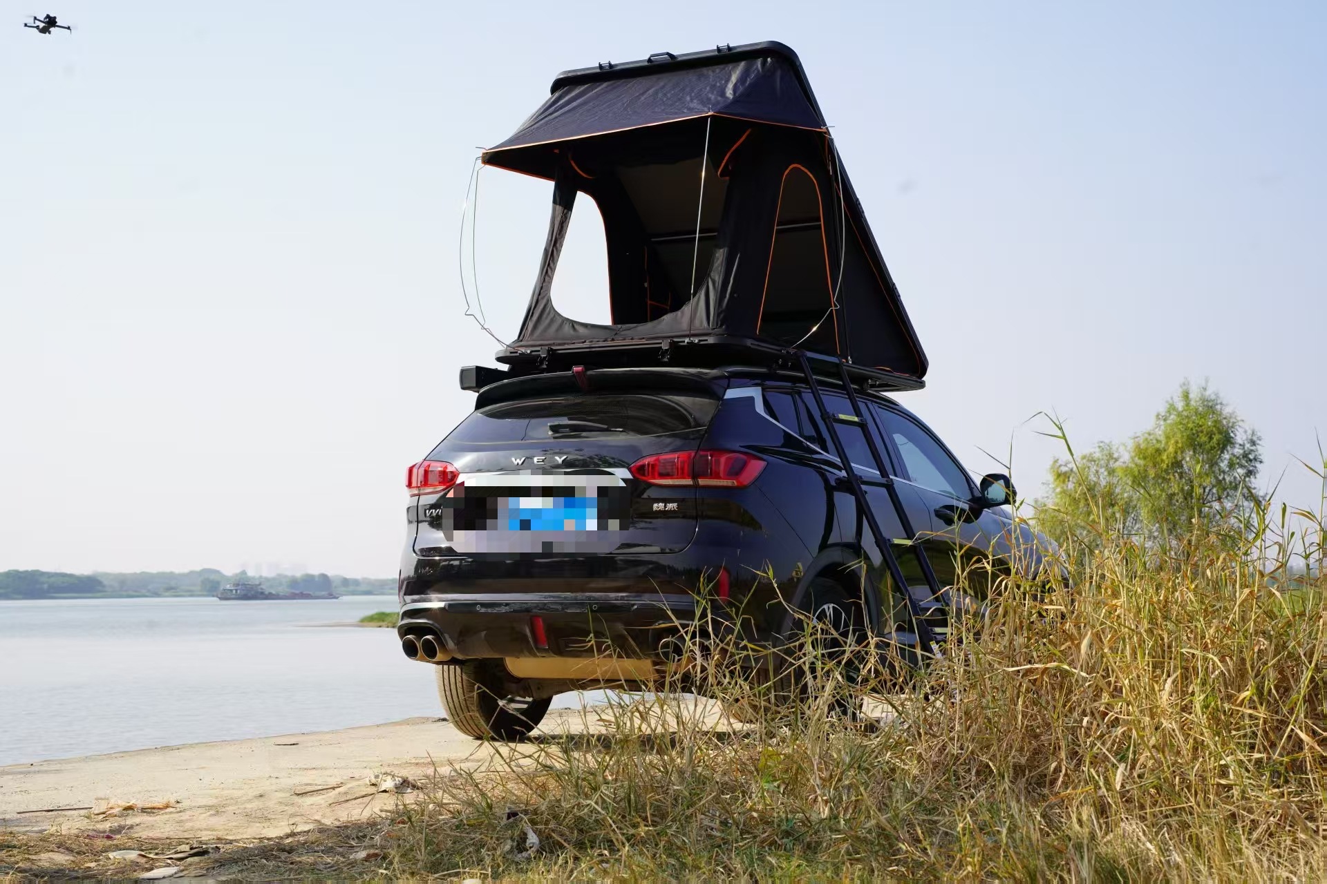 Roof top tent, triangular, fully automatic, aluminum alloy hard top, SUV outdoor, rainproof, windproof, self-driving camping car tent