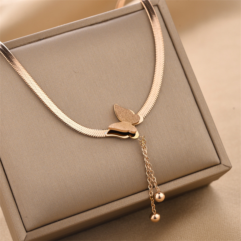 Retro Tassel Butterfly Titanium Steel Necklace Colorza_colorza_3