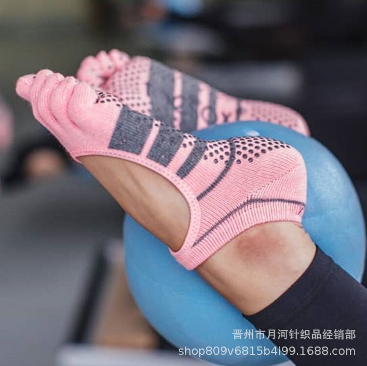 5E81EC332F9E33FB3BD99796C60E92