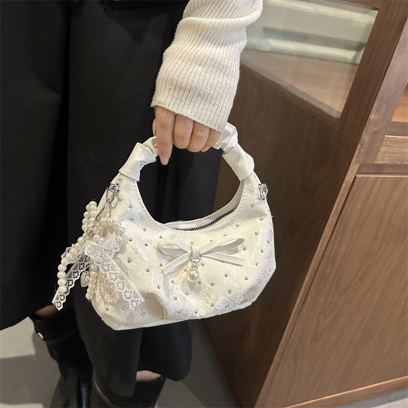Trendy and Gentle Pleated Handbag for Women, 2026 Summer New Fashion Versatile Chain Shoulder Crossbody Bag Trendy and Gentle Pleated Handbag for Women, 2026 Summer New Fashion Versatile Chain Shoulder Crossbody Bag