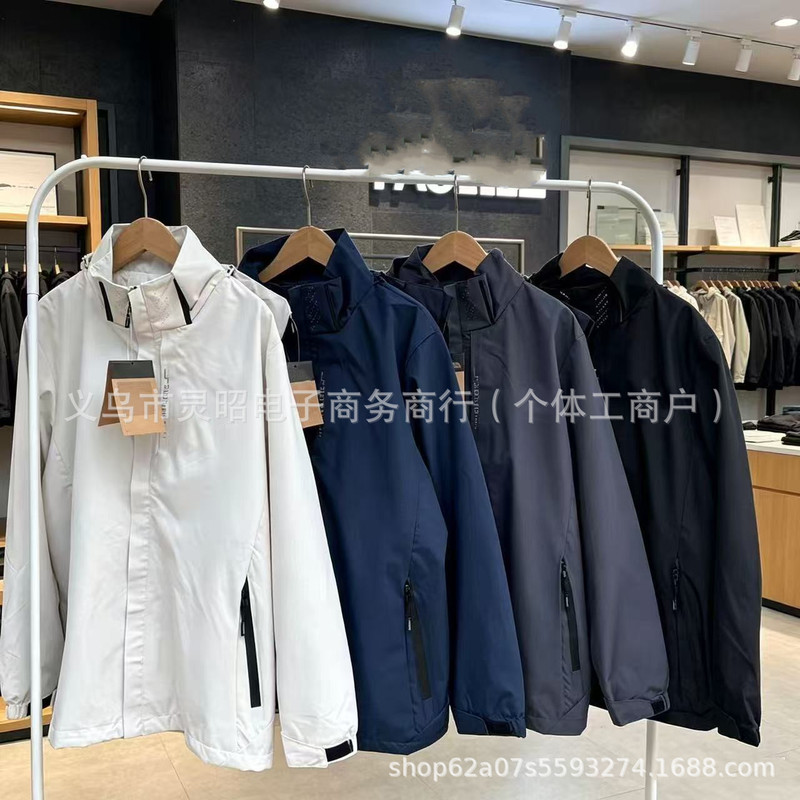 The North Face Classic 4-Color Jacket for Men and Women, Outdoor 3-in-1 Jacket, Mountaineering Coat, Windproof and Waterproof for Everyday Use The North Face Classic 4-Color Jacket for Men and Women, Outdoor 3-in-1 Jacket, Mountaineering Coat, Windproof and Waterproof for Everyday Use