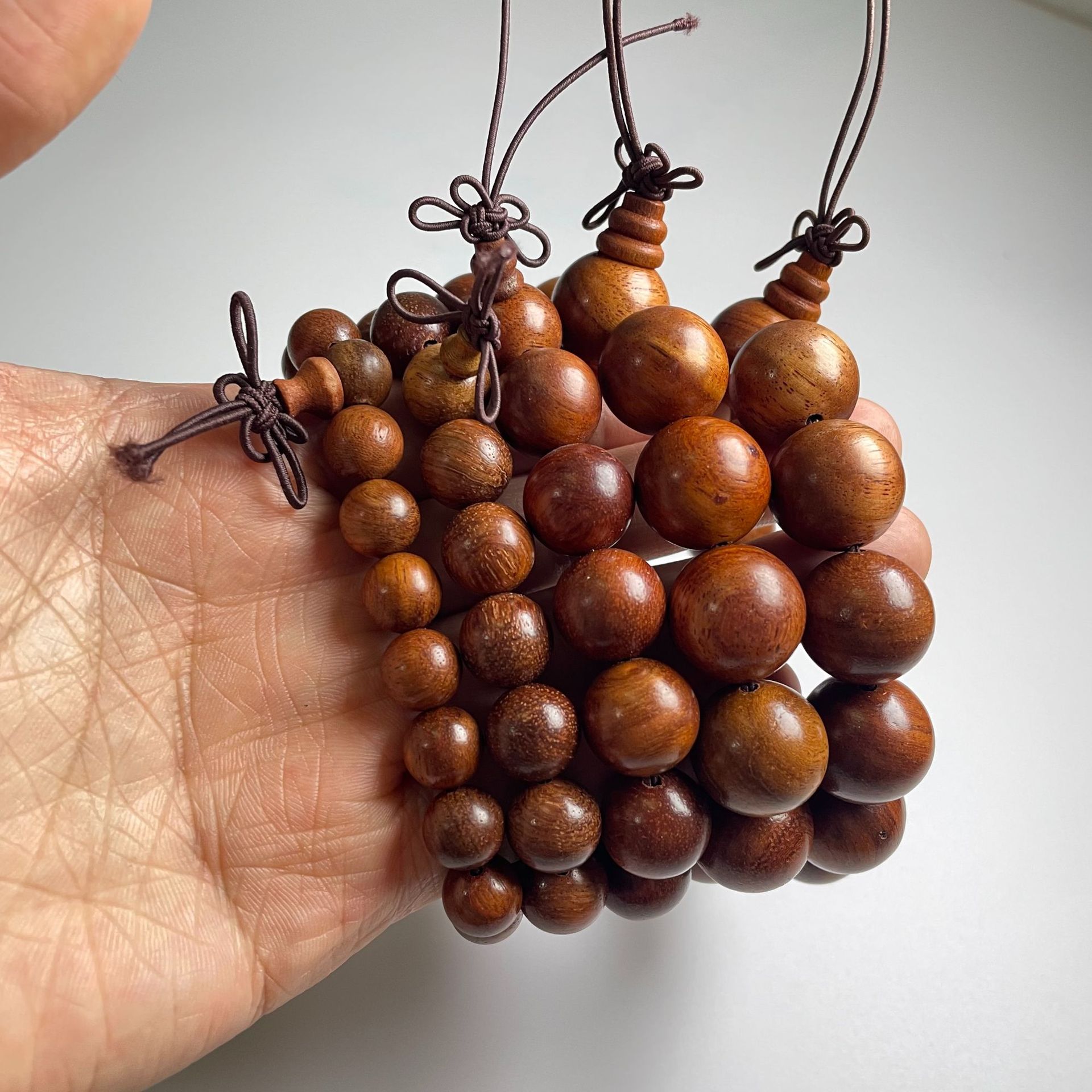 Bracelet Bouddha en perles de bois de rose de Myanmar, style décontracté, avec cordon à la main, Huanghuali_voghion.com