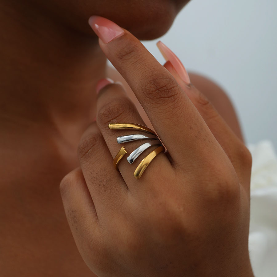 Herrenring Aus Titanstahl Hypoallergen Und Minimalistisch_voghion.com