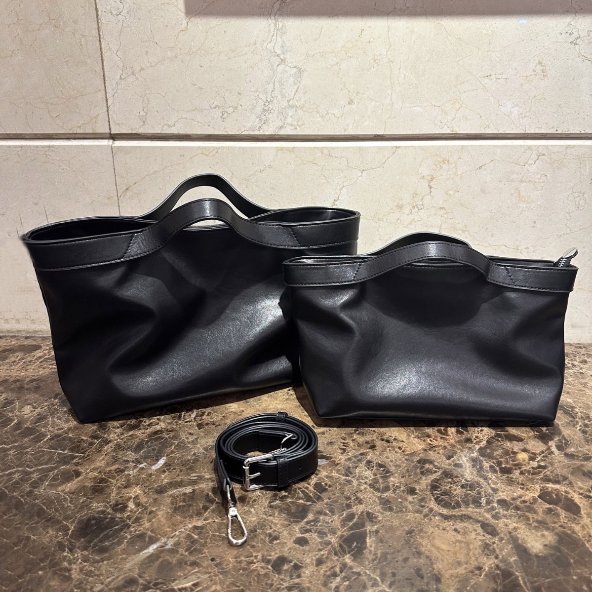 Minimalist Soft Leather Tote Bag For Women 2025 New Large Capacity Commuter Handbag Casual Crossbody Bag