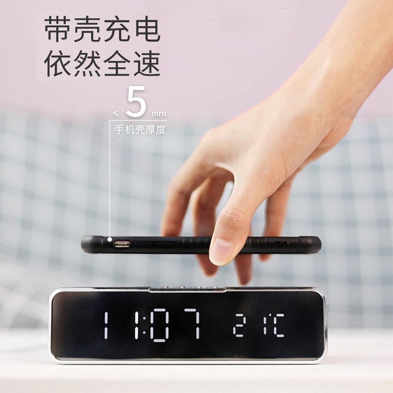 Mobile Phone Magsafe Wireless Charger Bedside Multi-Function Led Digital Display Desktop Alarm Clock 10W Clock Fast Charger