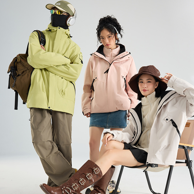 Outdoor Functional Jacket for Women, Three-In-One Windproof and Waterproof Couple Mountain Hiking Jacket for Men