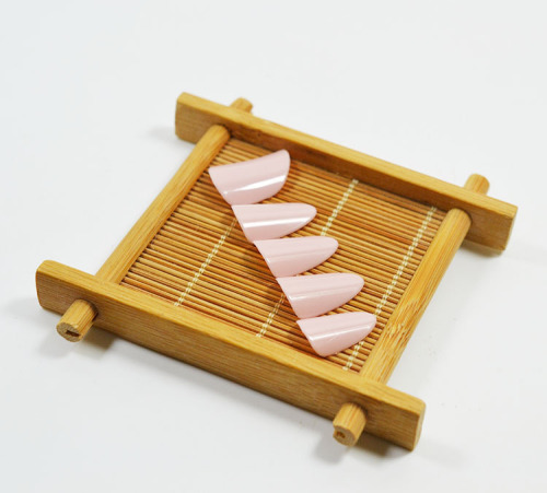 Manufacturer wholesale Liu Yuhong nylon pipa nails new professional playing nylon pipa nails