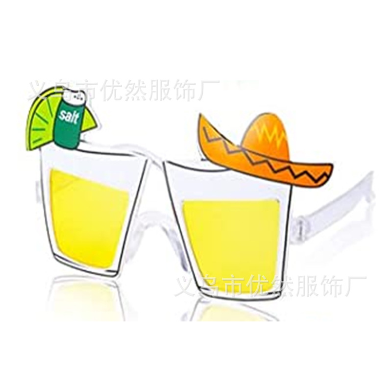 Cocktail wineglass