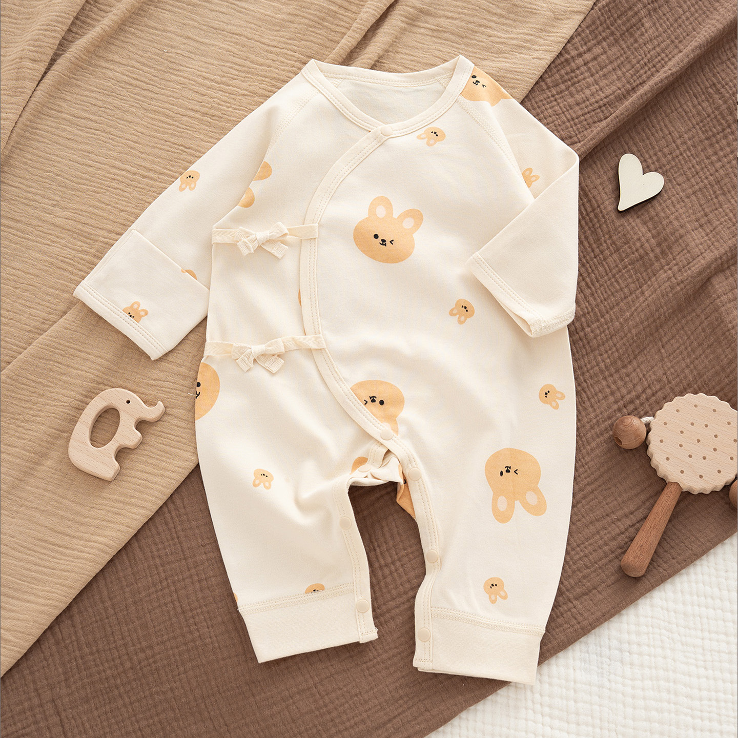 1 piece of bunnies printed all over