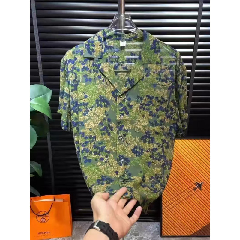2026 Summer Ice Silk Shirt for Men with Floral Turn-Down Collar, Long Sleeve, Lightweight, Breathable, Versatile, Retro National Style Trendy Top 2026 Summer Ice Silk Shirt for Men with Floral Turn-Down Collar, Long Sleeve, Lightweight, Breathable, Versatile, Retro National Style Trendy Top
