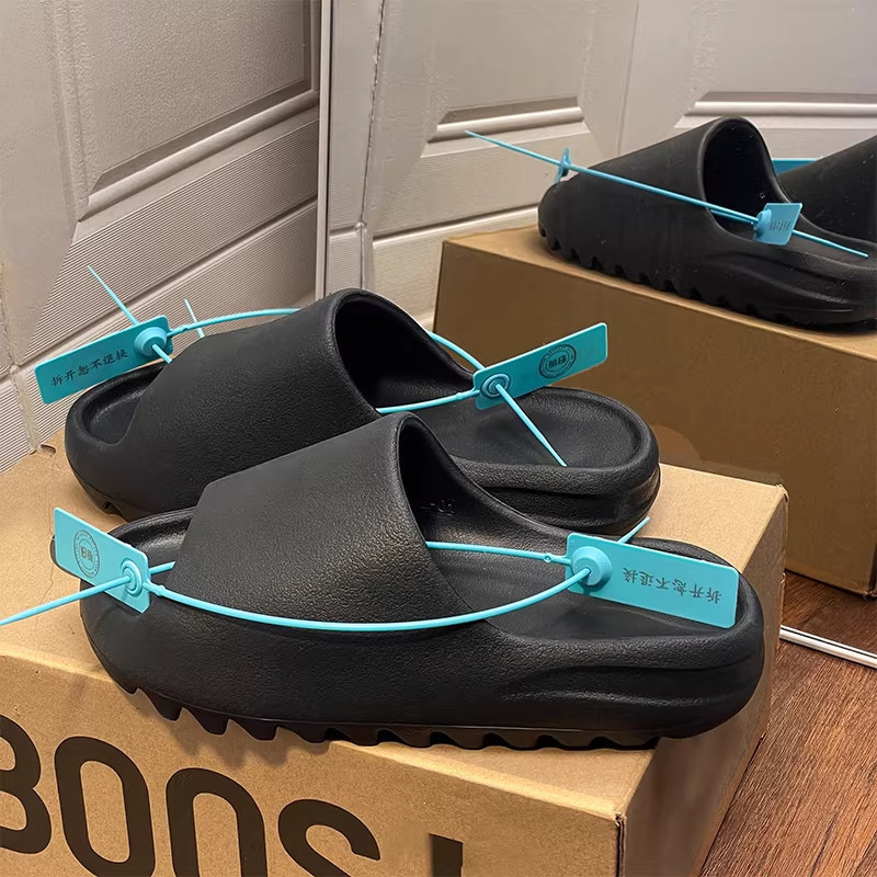 2026 New Model Couple's Outdoor Beach Sports Sandals, Genuine Yeezy Slippers for Men and Women, Thick-Soled with a Stepping-On-Clouds Feel 2026 New Model Couple's Outdoor Beach Sports Sandals, Genuine Yeezy Slippers for Men and Women, Thick-Soled with a Stepping-On-Clouds Feel