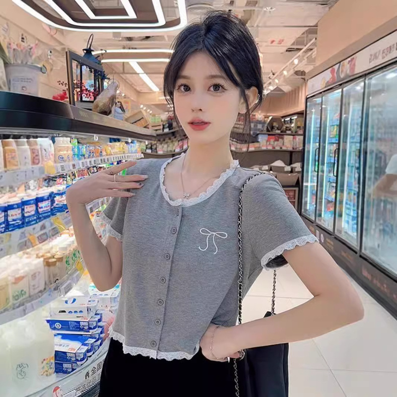 Lace Shoulder Short-sleeved T-shirt Women's Summer 2024 New Design Niche Chic Short Sweet and Hot Top Lace Shoulder Short-sleeved T-shirt Women's Summer 2024 New Design Niche Chic Short Sweet and Hot Top