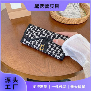 �����X��Ů�̿�͹Ŵ������࿨λ�ٴ��ۯB�L��Ů���ۿ羳�����X��