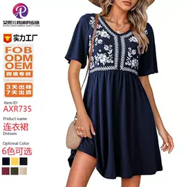 女式T恤;连衣裙;女式卫衣