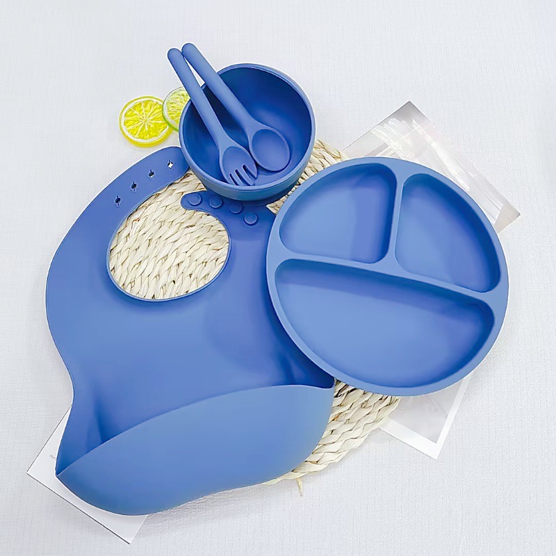 진한 파란색 원형 디너 접시 + 턱받이 + 실리콘 스푼 + 실리콘 포크 + 그릇