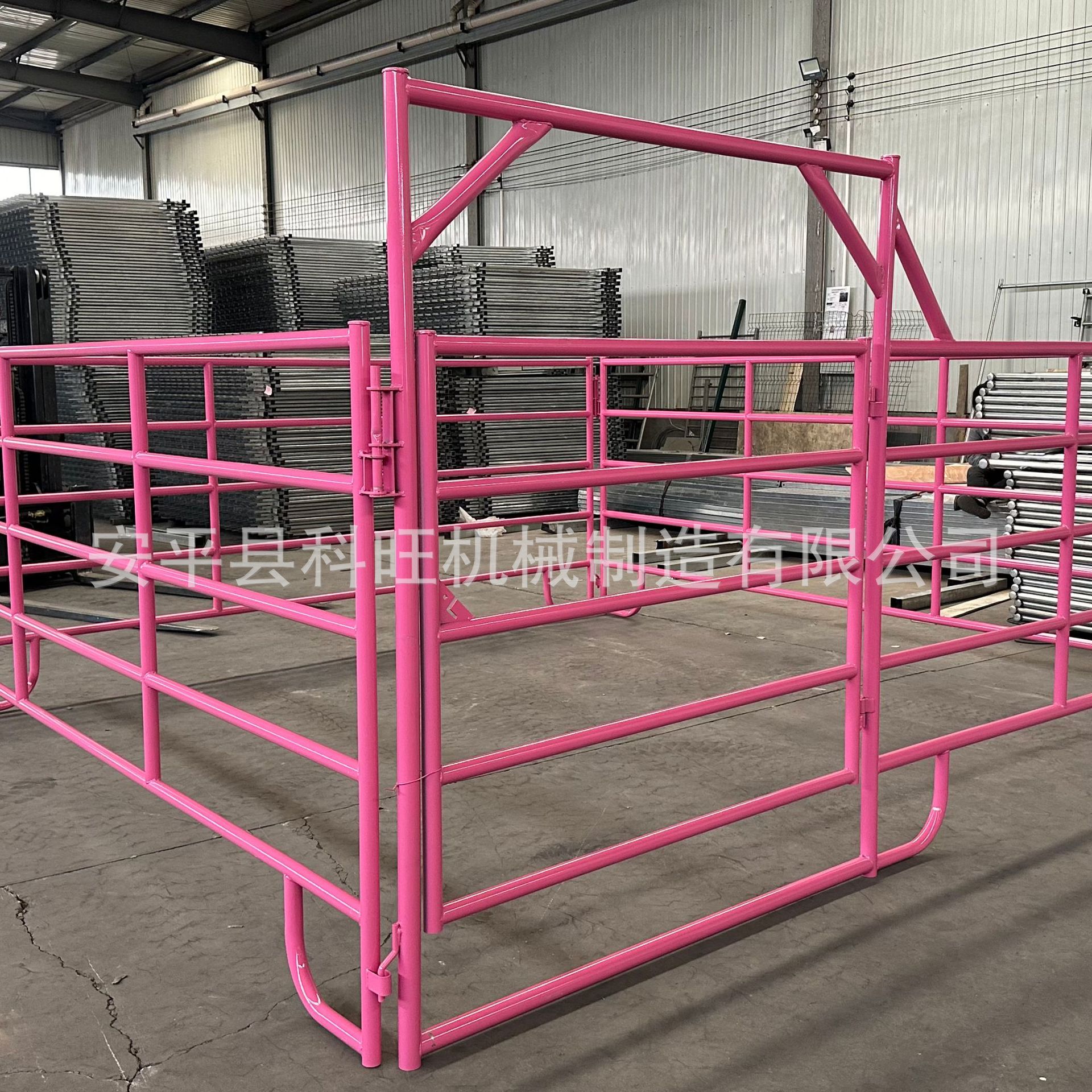 Valla de círculo de ganado y caballos Valla de hipódromo Valla de cría de ganado Valla de caballo de pradera de instalación simple móvil